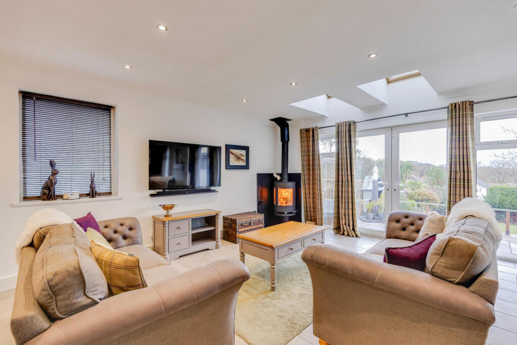 8, Clos Y Bryn, Rhiwbina, Cardiff photo 4