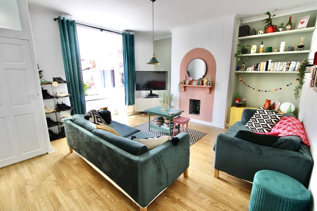 Cromer Avenue, Bolton, BL2 photo 5