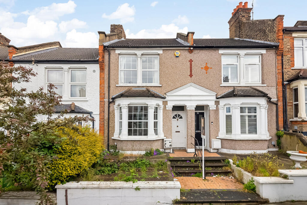 Main image of property: Crumpsall Street, London, SE2