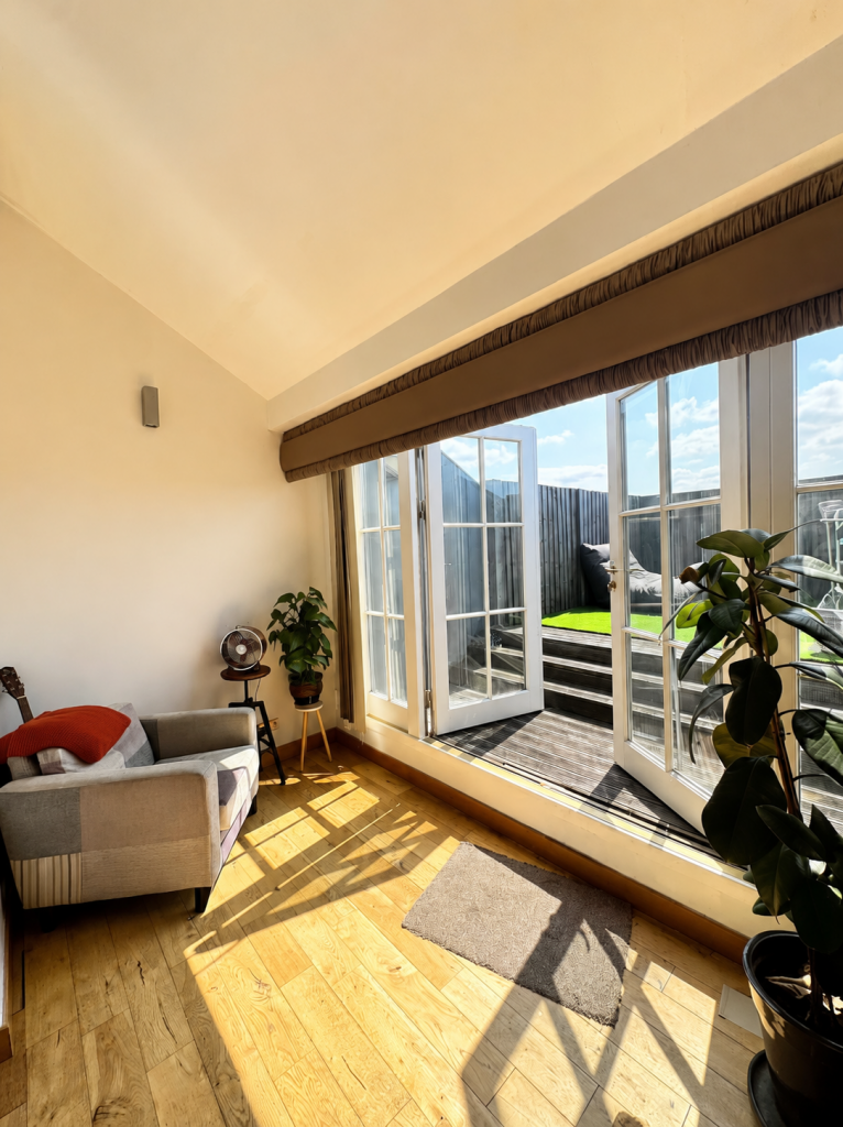 Apartment in Wirral, Liverpool City Region - More
