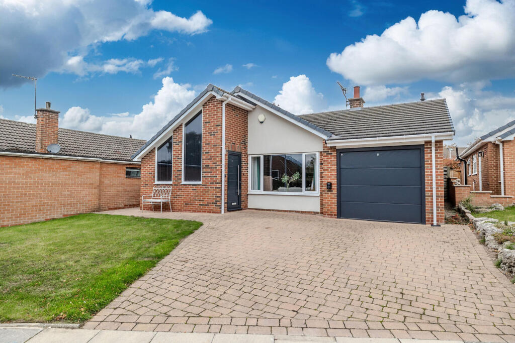 4-bed detached on Simonside View, Ponteland, Newcastle upon Tyne, £589,000