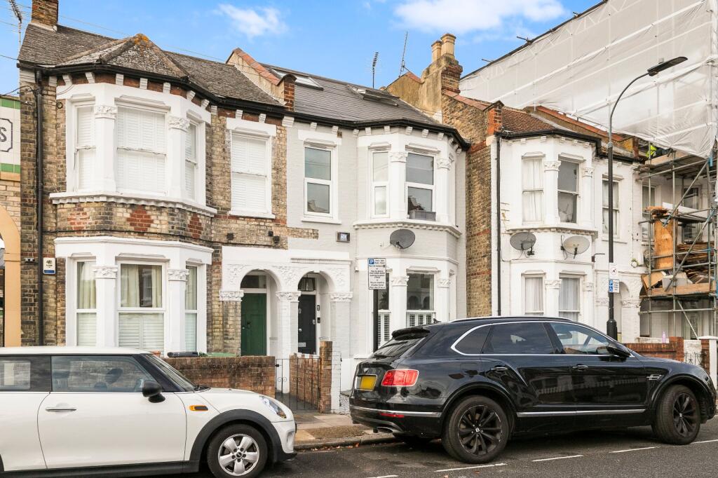 Stephendale Road, Sands End, SW6 - View 4