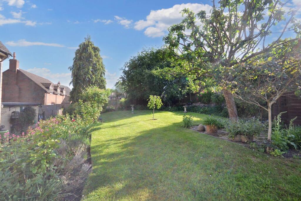 Elmley Road, Ashton Under Hill, Worcestershire - View 2