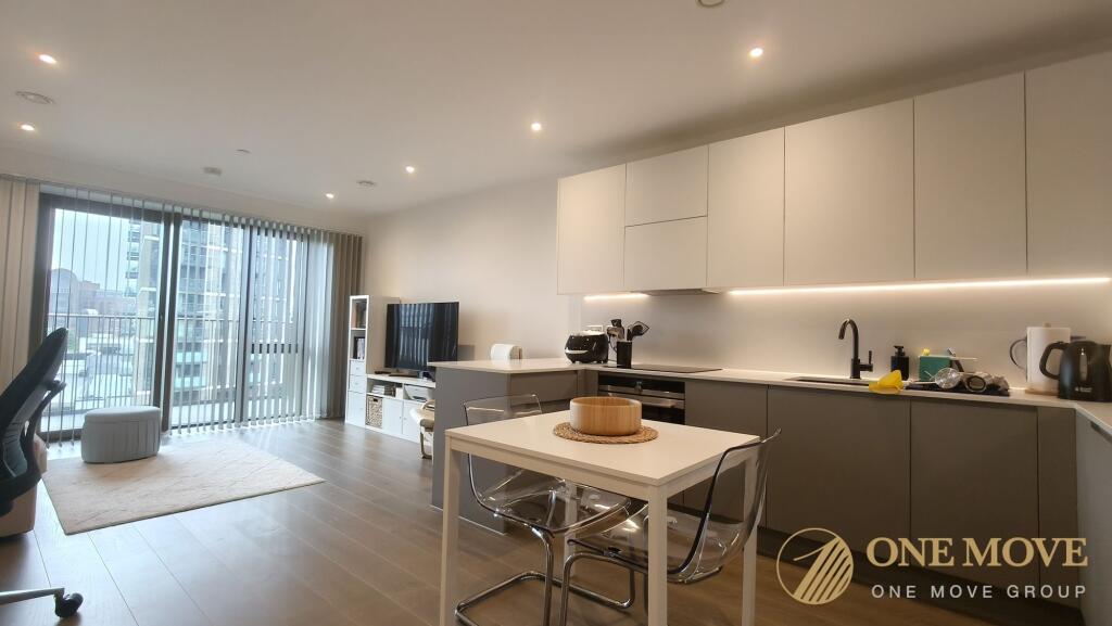 Apartment in Twickenham - View 3