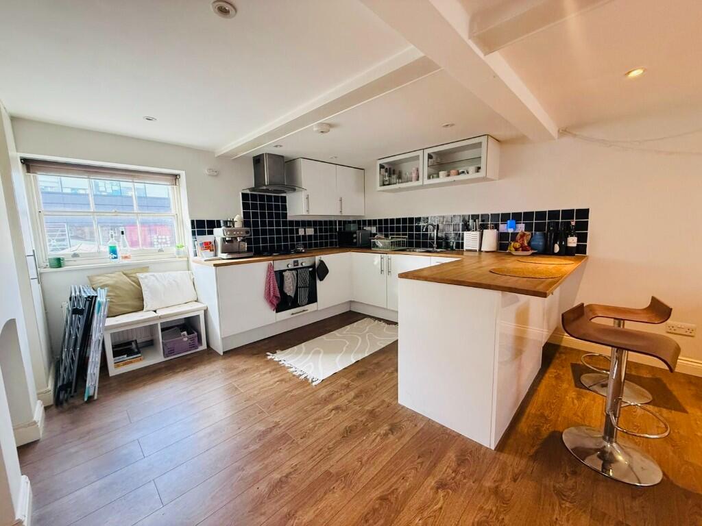 Main image of property: Stockwell Road, London, SW9