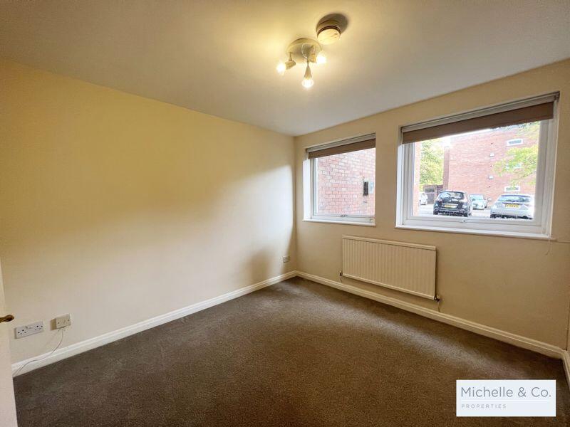 Apartment in Birmingham, West Midlands - More