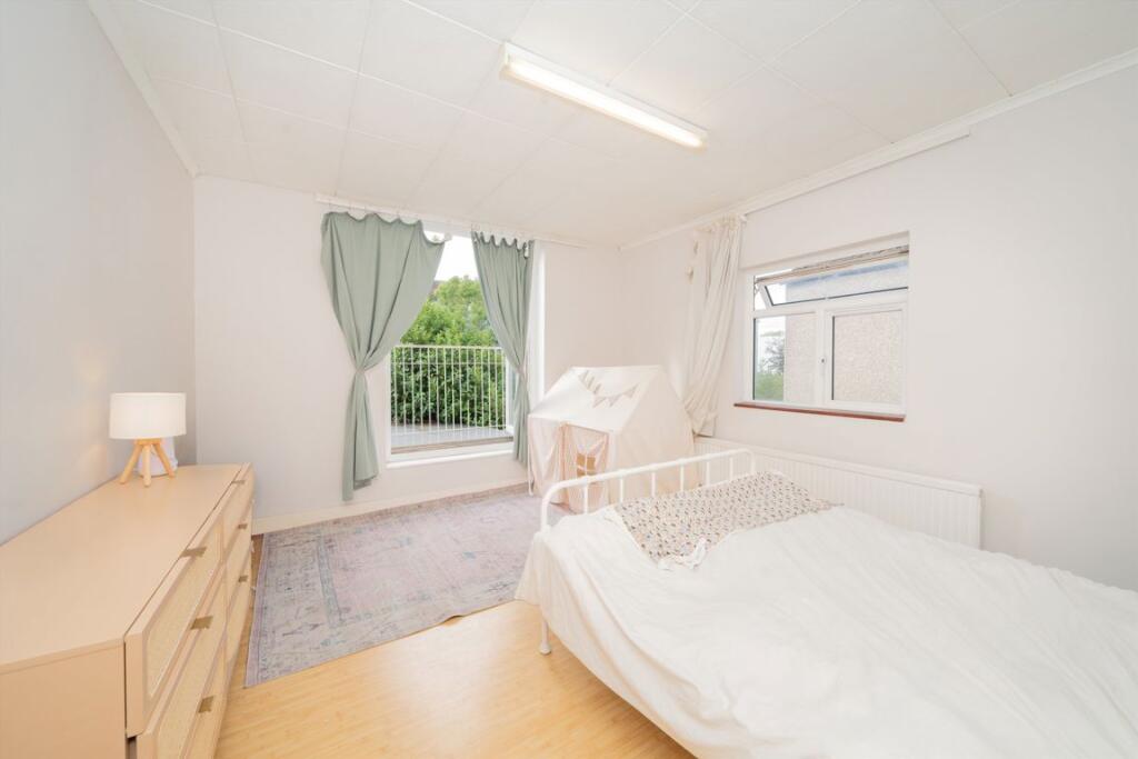 House in London - View 5