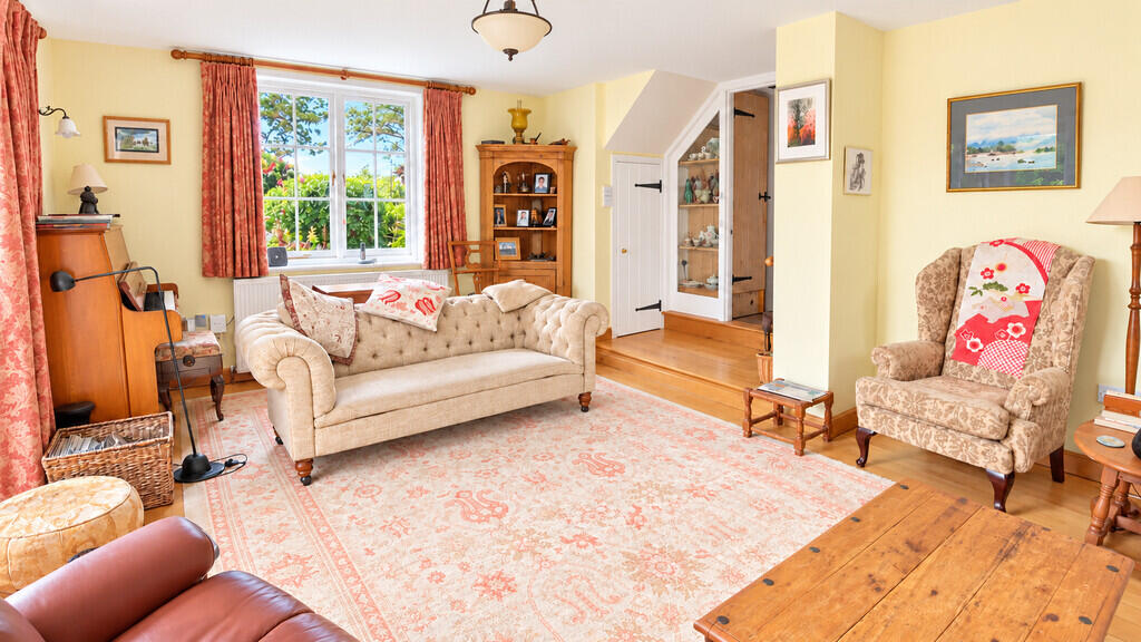 House in Guildford - View 4