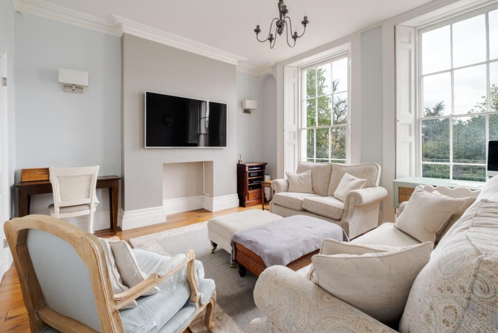 Main image of property: Theberton Street London N1