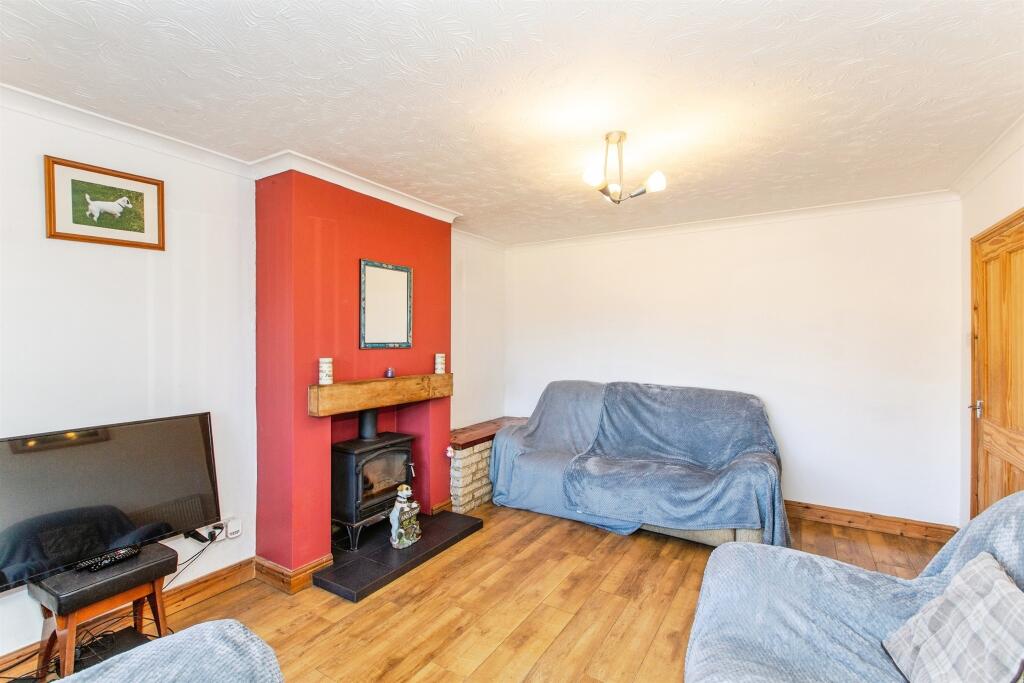 House in Kettering, Thrapston - More