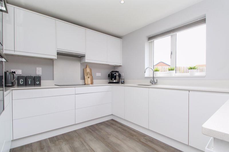 House in Wootton, Bedford - View 2
