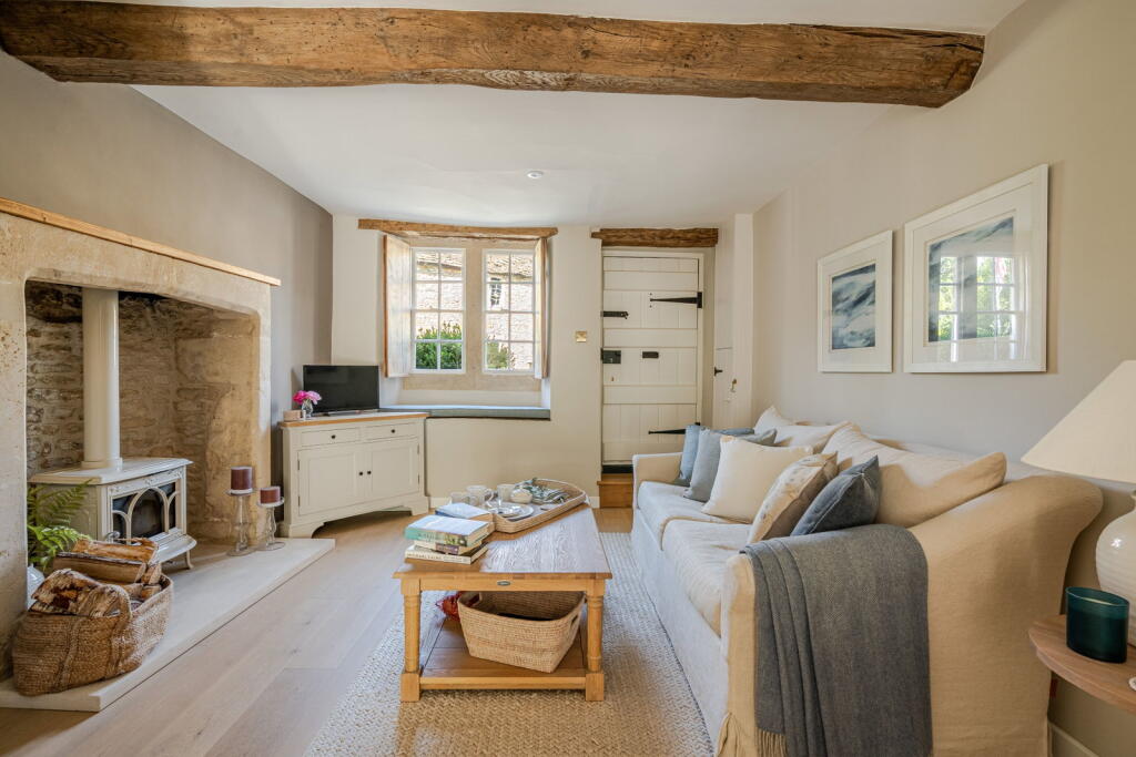 House in Swindon - View 5