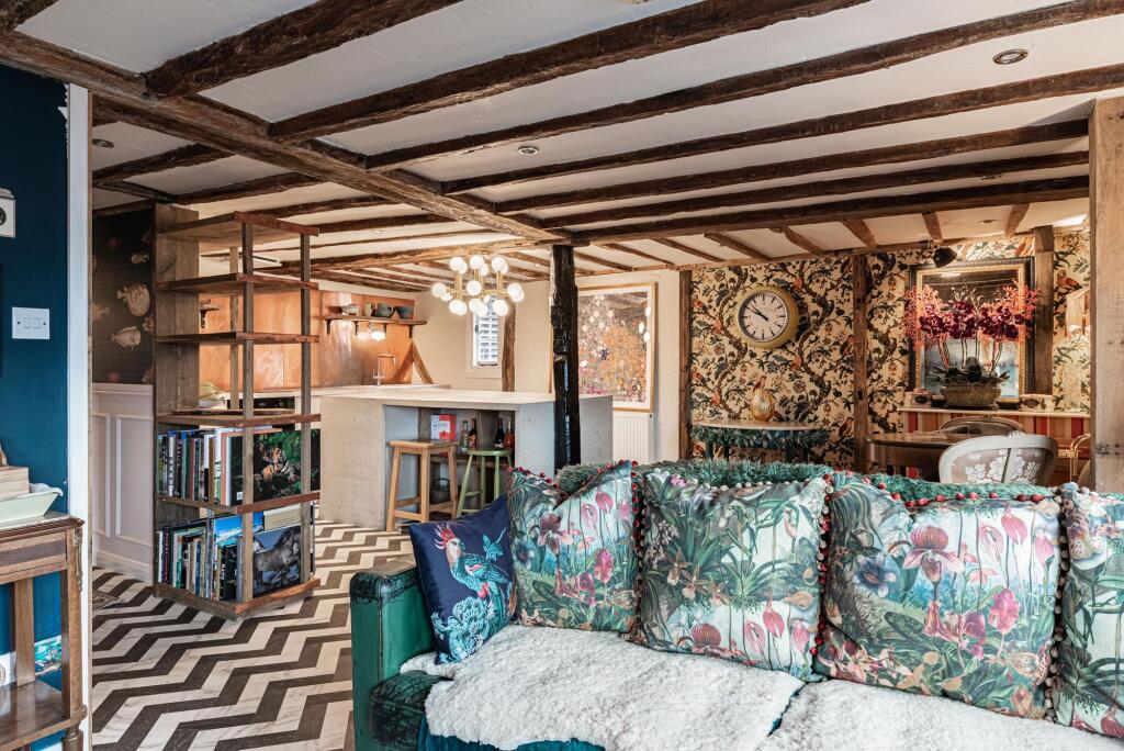 Apartment in Faversham, The Brents - View 4