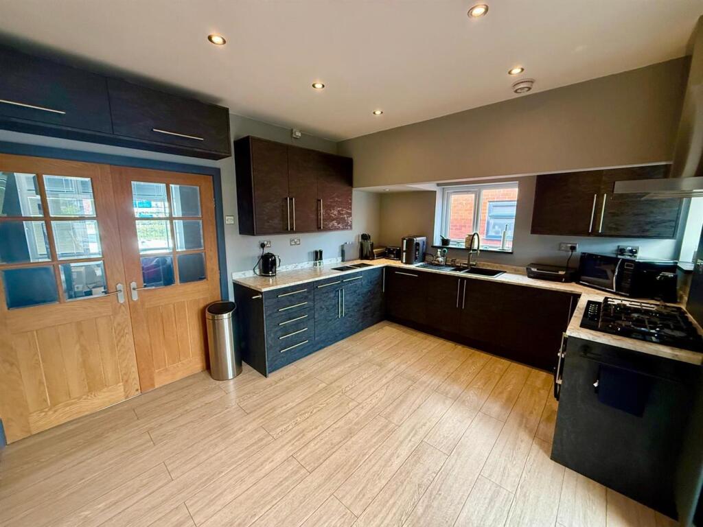 House in Oakgrove, Bollin Grange, Sutton - View 5