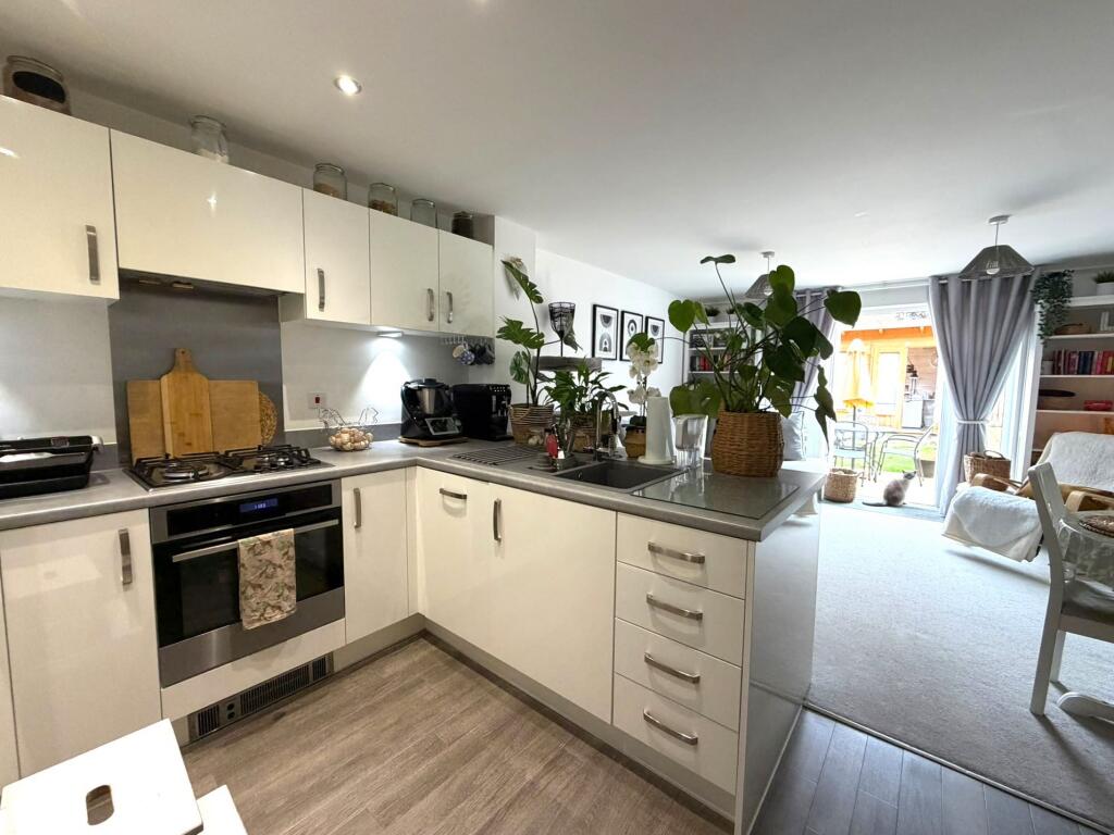 House in Swindon - View 4