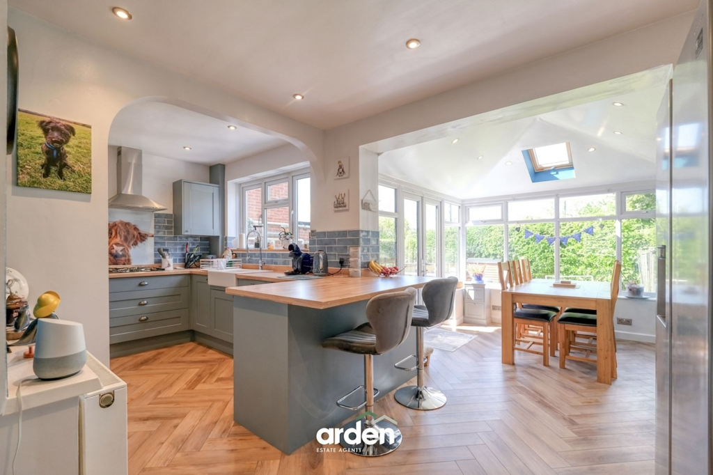 Forest Close, Lickey End, B60 photo 2
