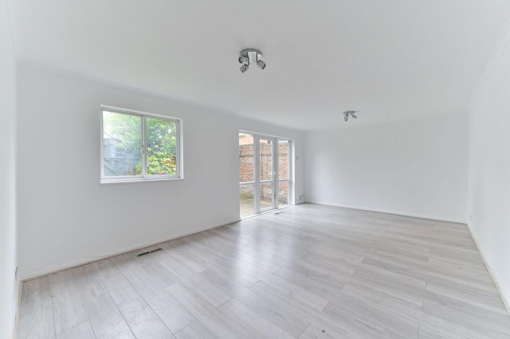 Main image of property: Edgeborough Way, Sundridge Park, Bromley, BR1