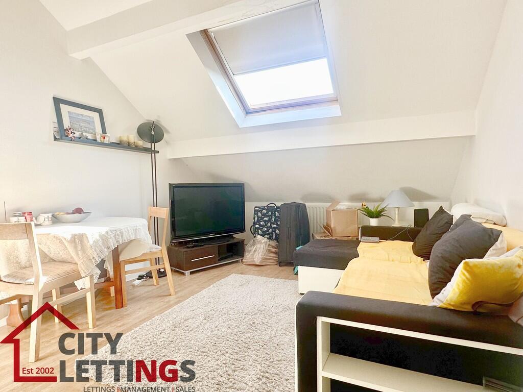 Apartment in Nottingham - View 4