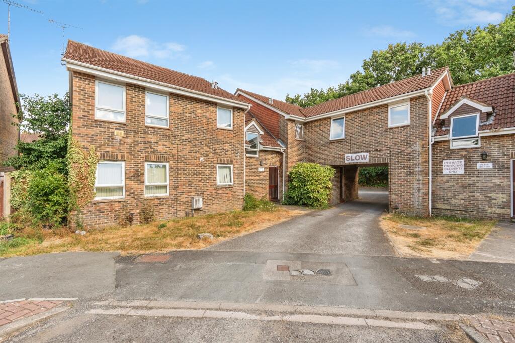 Main image of property: Alfred Close, Totton, Southampton