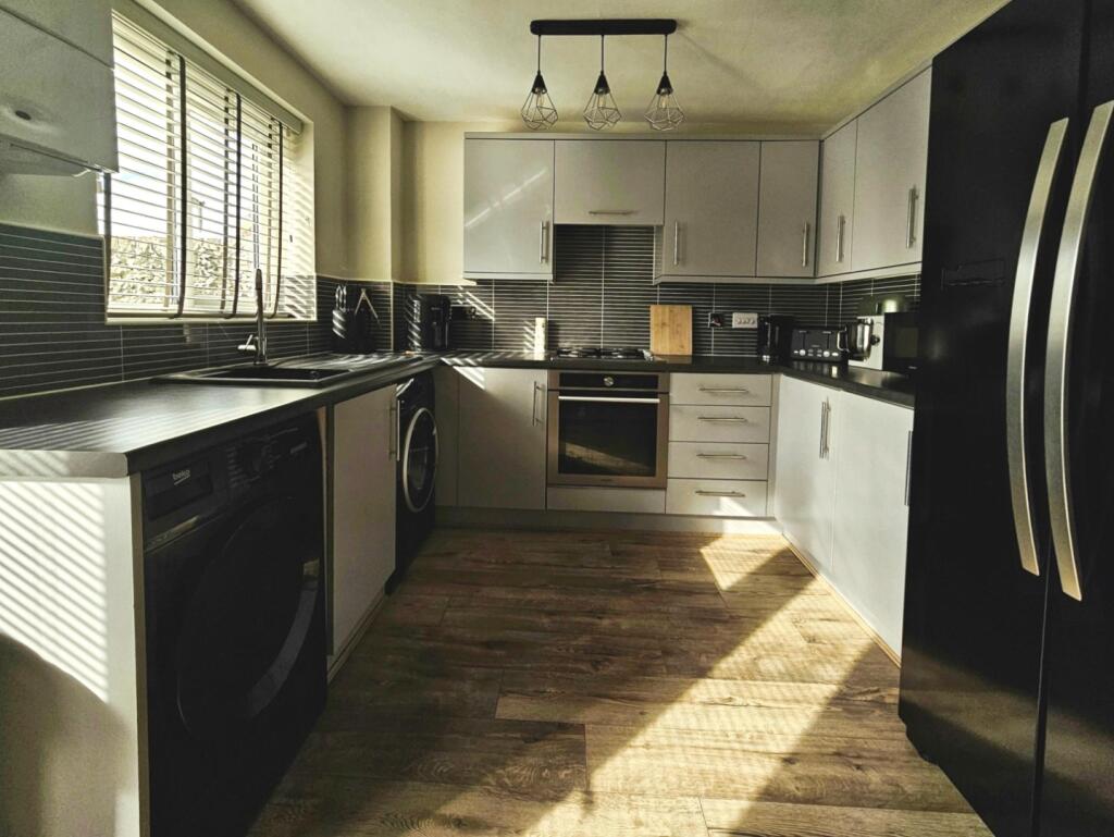 House in Barnsley, South Yorkshire - More