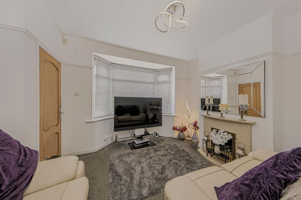 House in Stoke-on-Trent - View 3