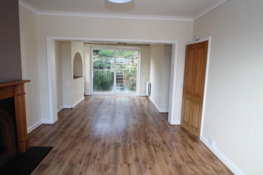 Main image of property: Hilltop Road, CR3