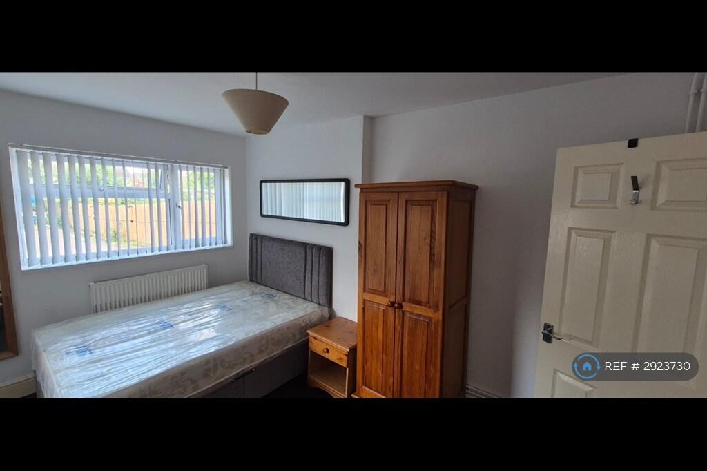 Main image of property: Cheney Manor Road, Swindon, SN2