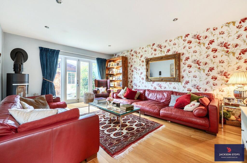 House in East Cambridgeshire, Cheveley - More