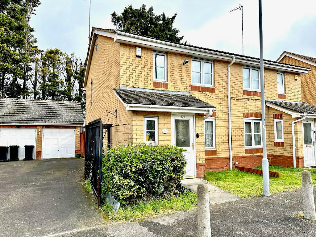 Main image of property: Morgan Close, Luton, LU4 9GN