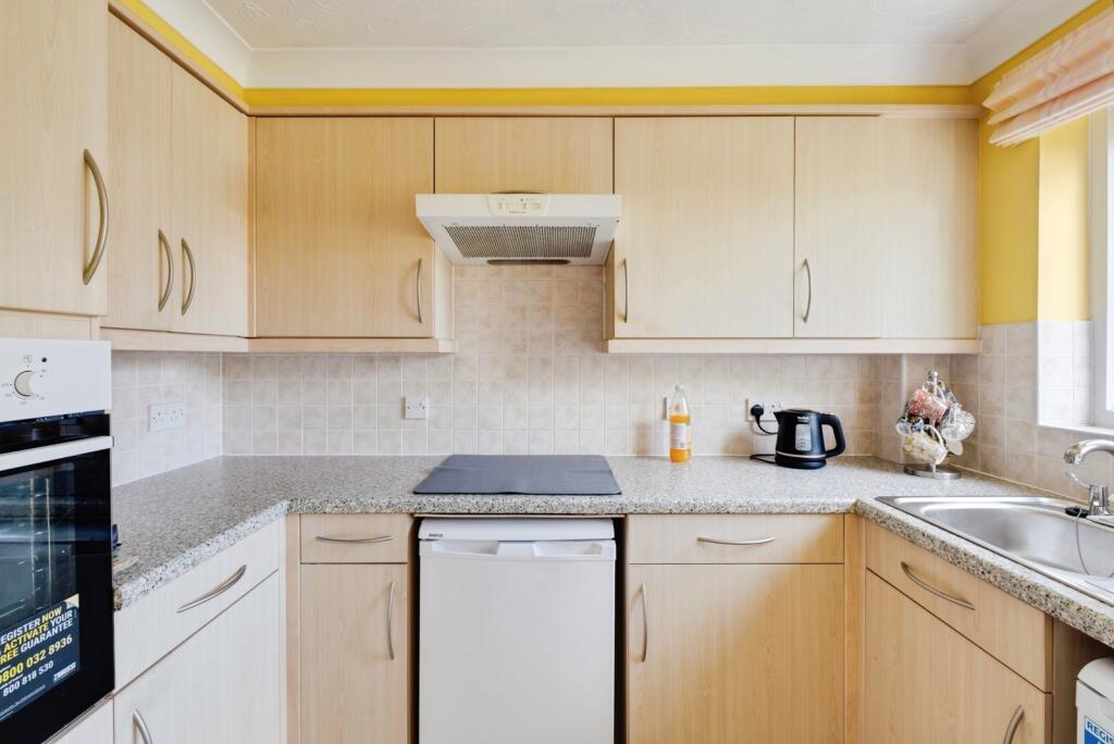 Apartment in Bournemouth - View 5