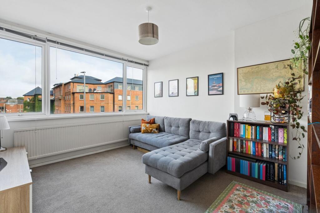 Apartment in Stevenage - More