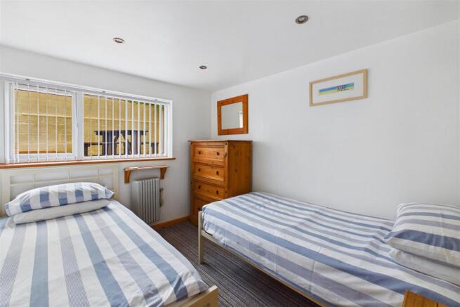 Chynoweth Court ground floor bedroom.