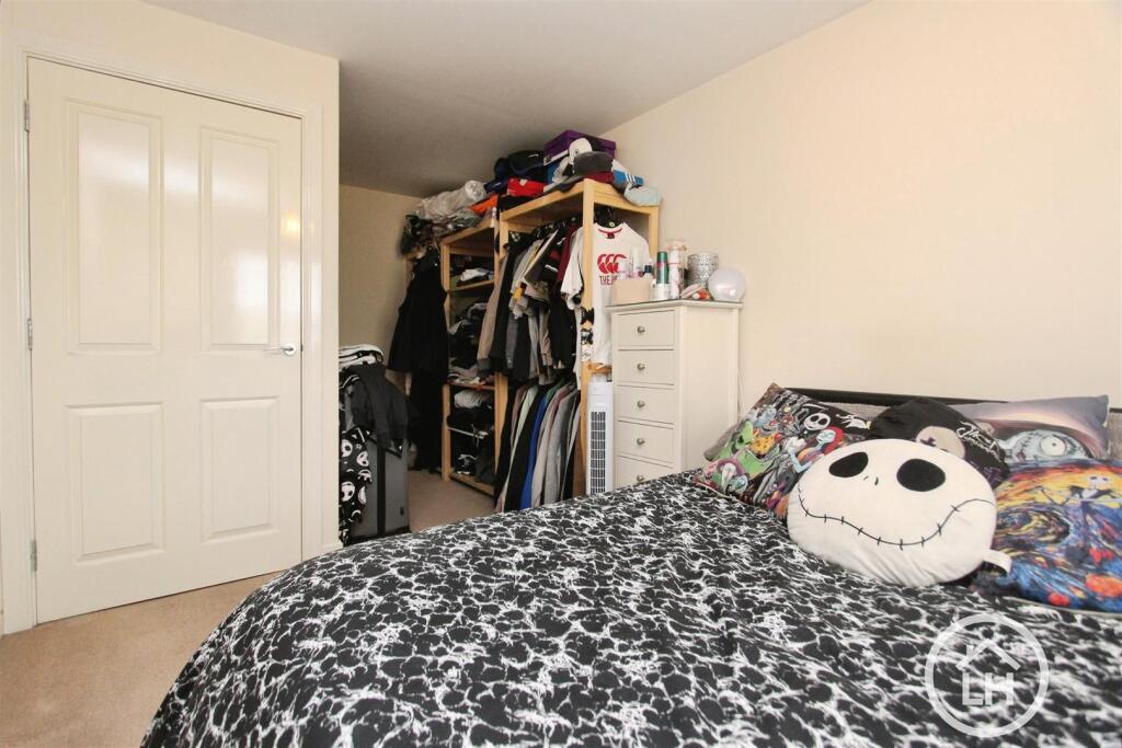 Apartment in Swale, Kent - View 2