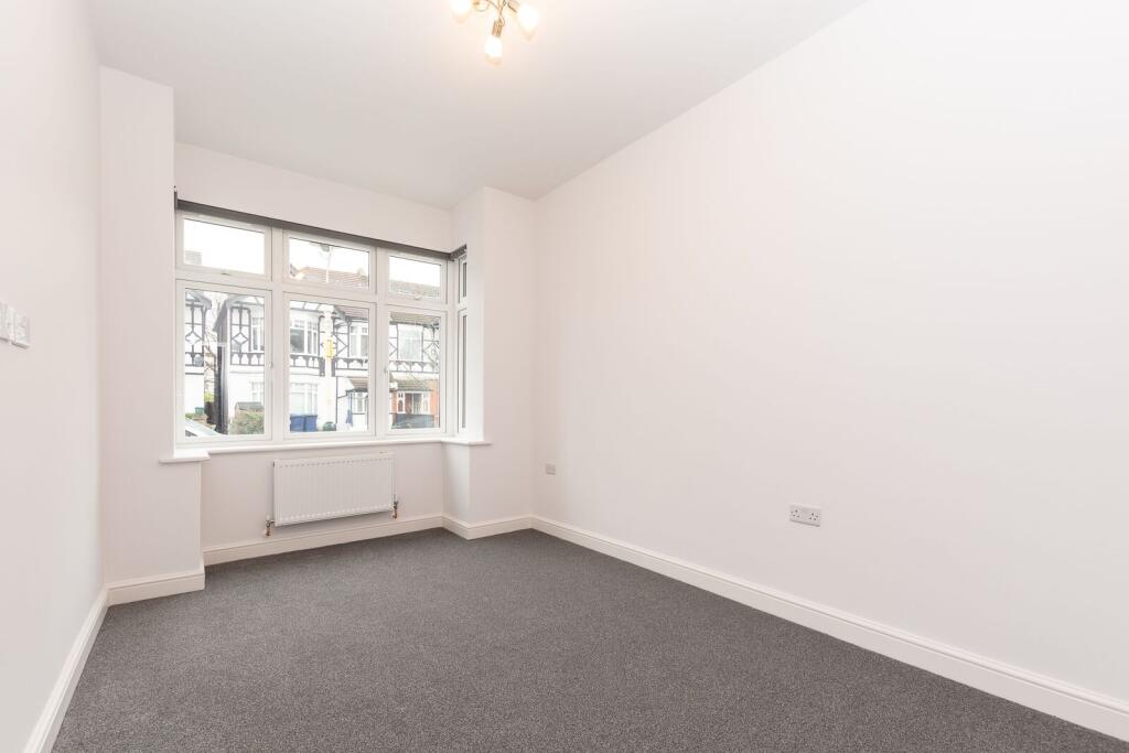 Apartment in London, West Ealing, Hanwell - View 5