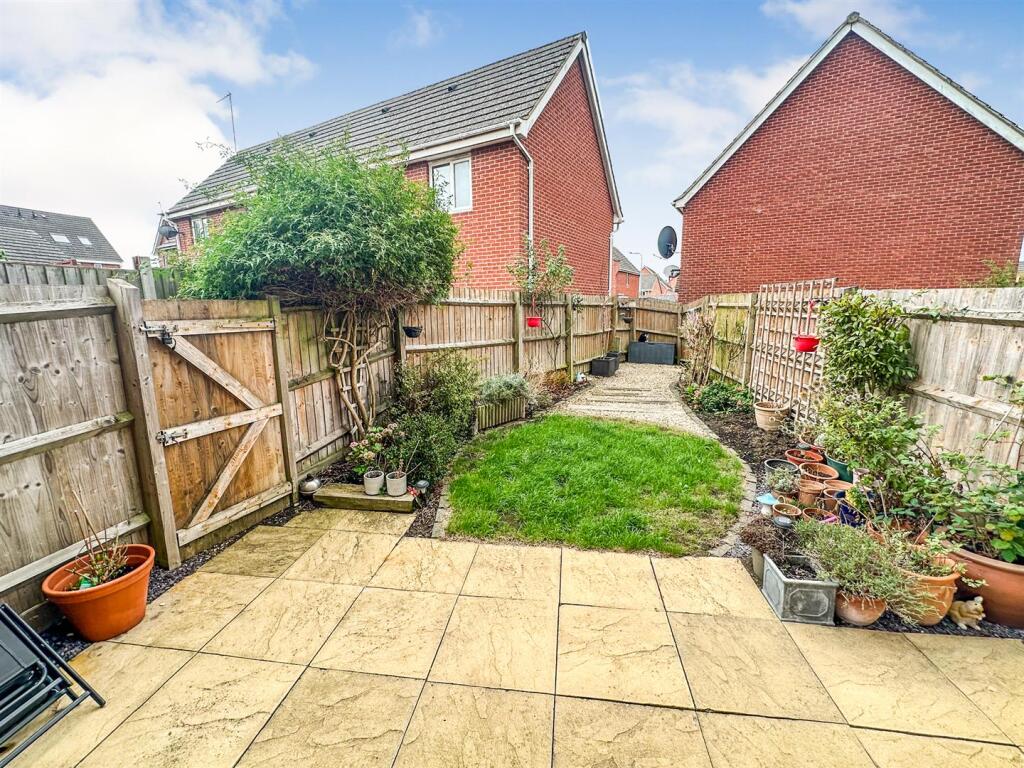 House in Northampton - View 5