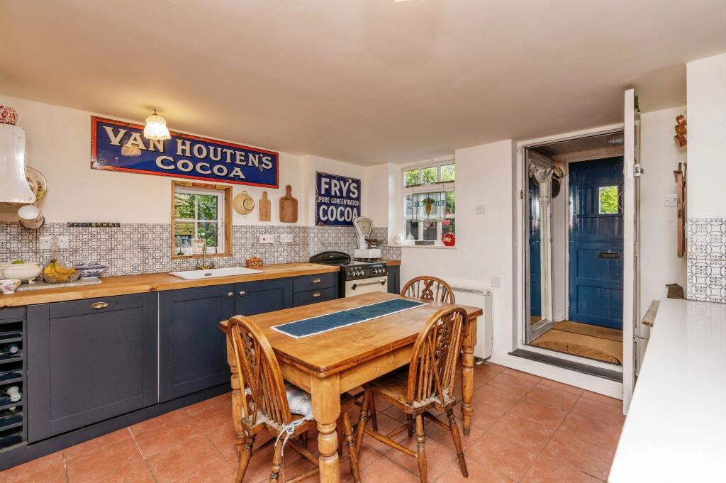 House in Chelmsford, Rettendon - View 3