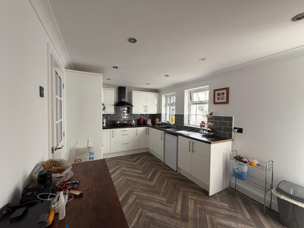 House in Sheffield - View 4