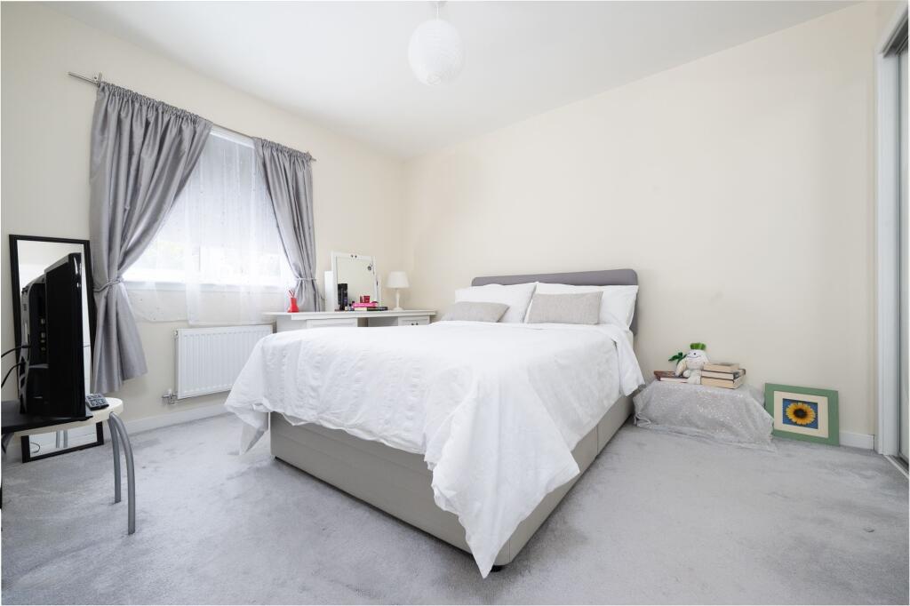 House in Paisley - More