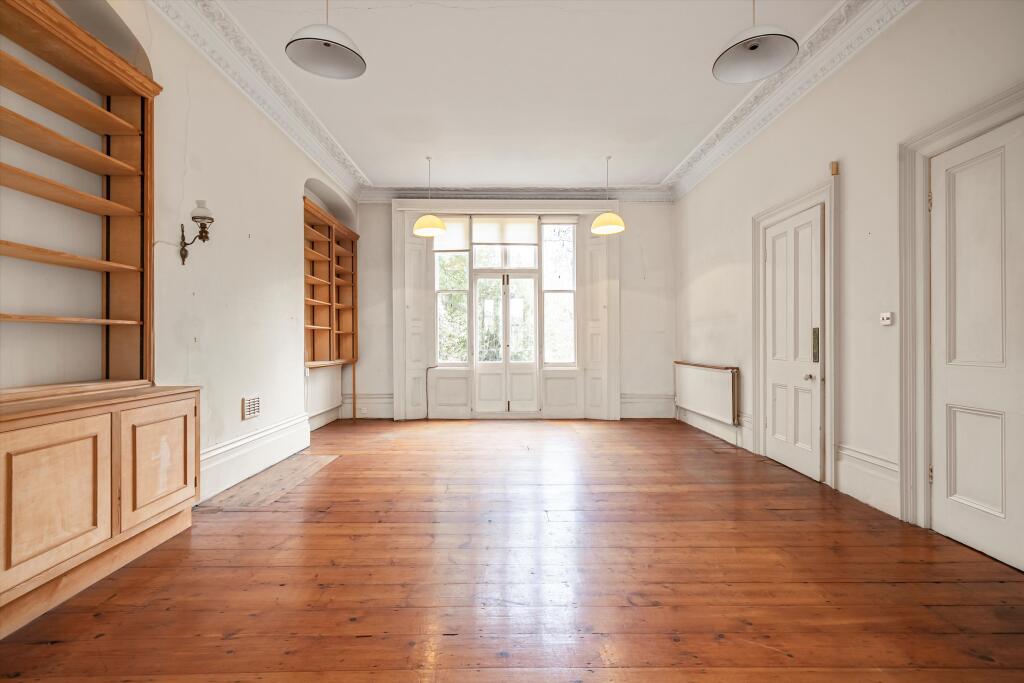 Apartment in Richmond, Petersham - View 3