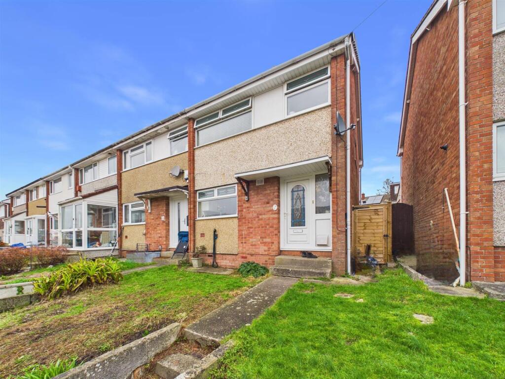 Main image of property: Petersway Gardens, St George, Bristol, BS5 8TA