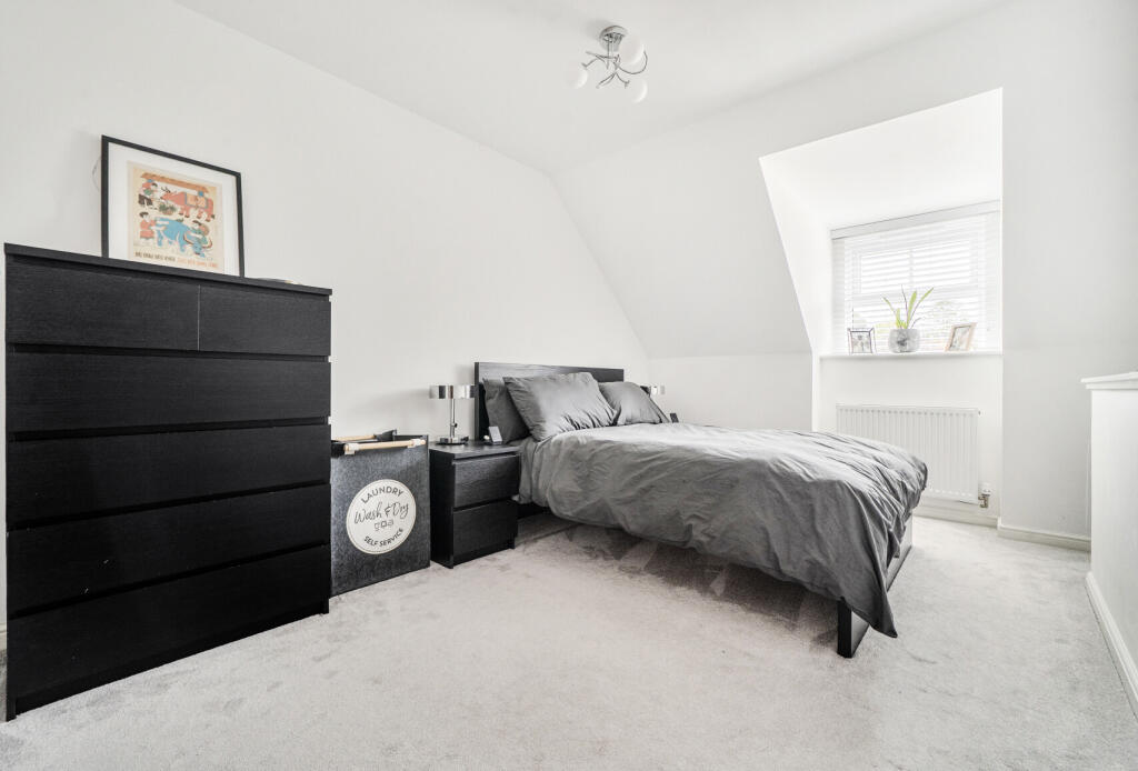 Lintham Drive, Bristol, Gloucestershire, BS15 photo 3