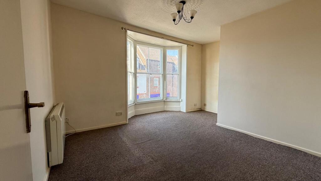 Apartment in Newport, Nodehill - View 2
