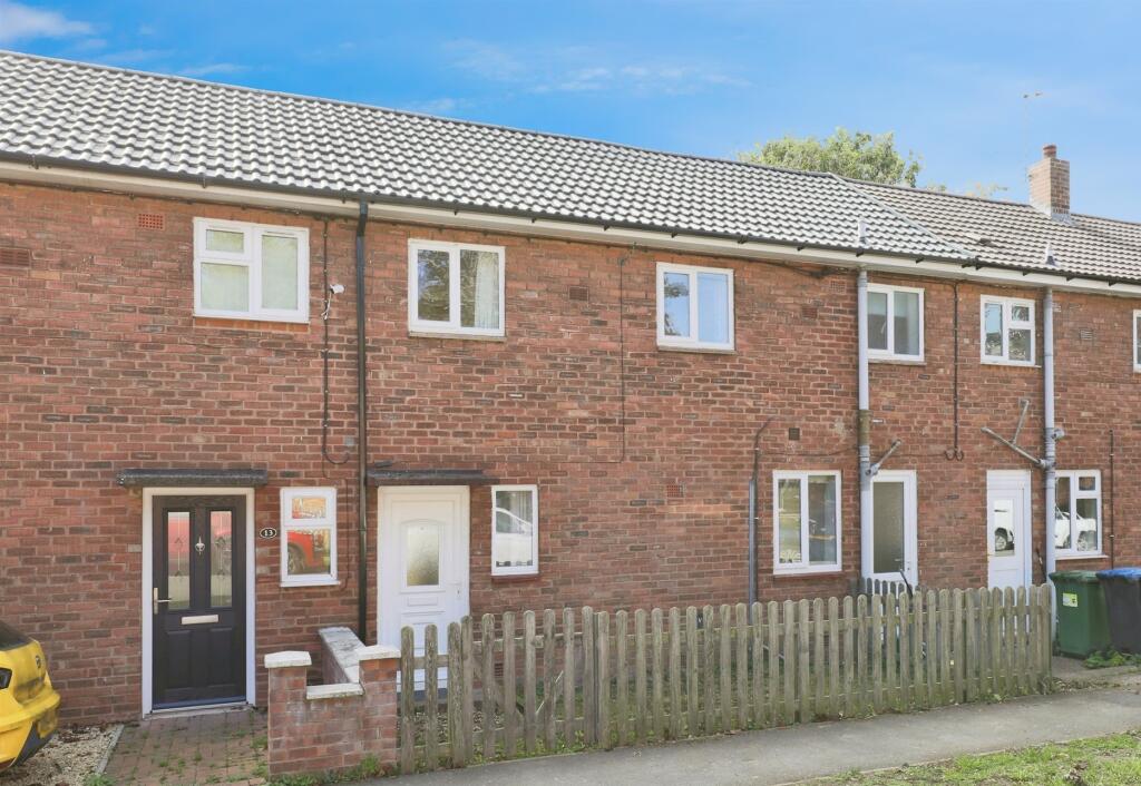 Main image of property: Stratford Road, Lighthorne Heath, Leamington Spa