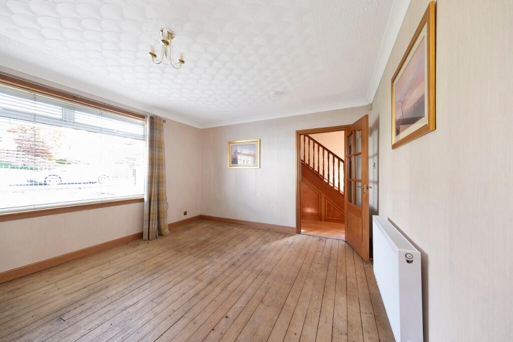 165 Wedderburn Crescent, Dunfermline, Fife, KY11 4RY photo 4