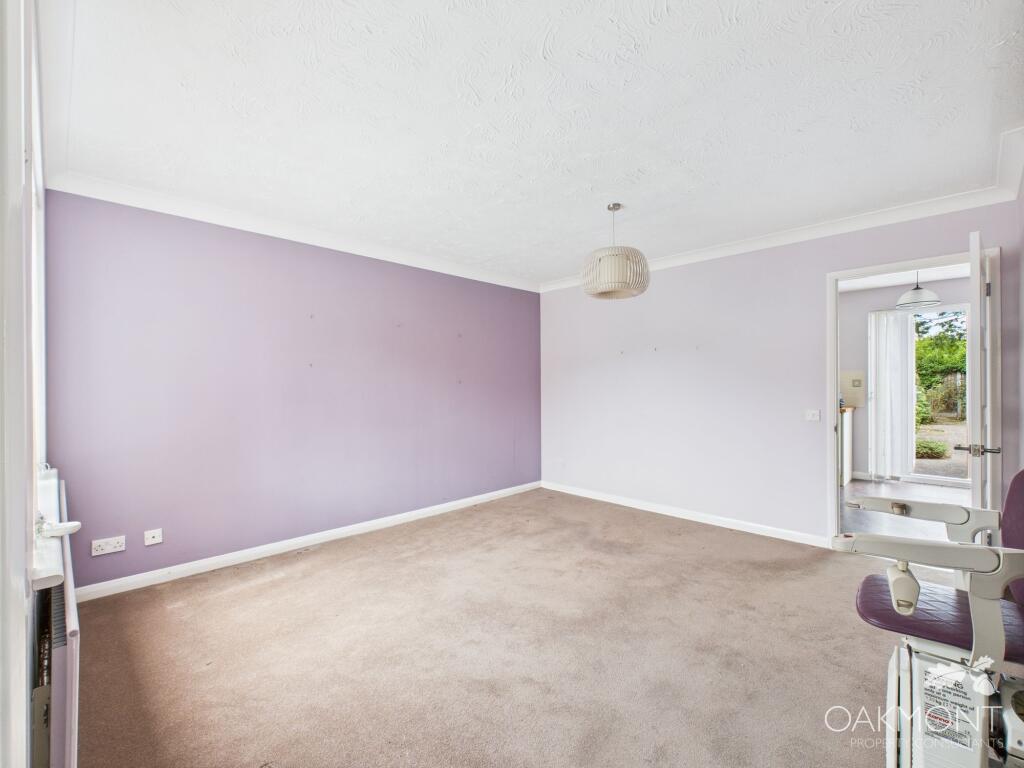 Guardian Close, Hornchurch photo 3