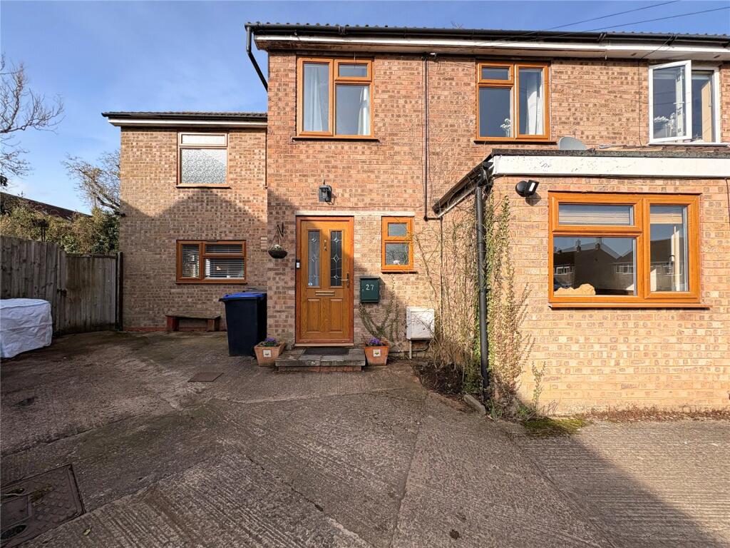 Main image of property: Greenwood Close, BYFIELD, Northamptonshire, NN11