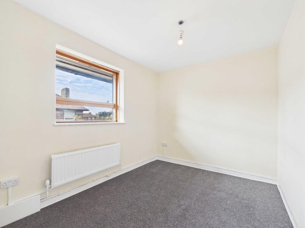 Apartment in London - View 2
