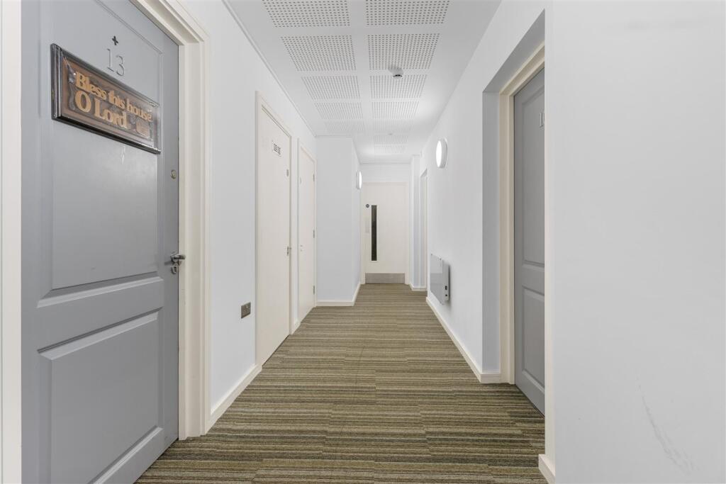 Apartment in Eastbourne, Little Chelsea, Meads - More