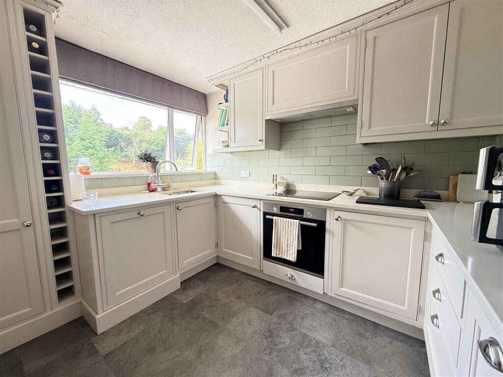 House in Dudley - View 5