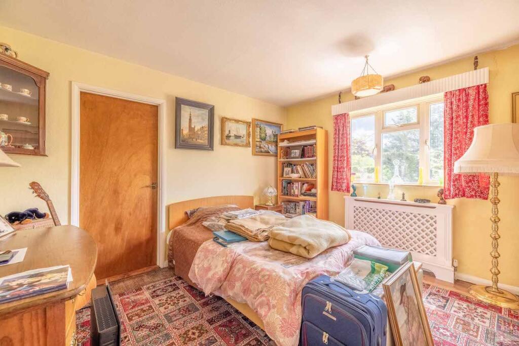 House in Slough, Windsor and Maidenhead - View 5